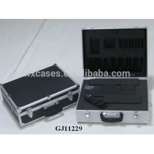 boîte à outils en aluminium coin carré amovible mousse coupée en dés à l’intérieur et tableau de bord ABS noir sous la peau